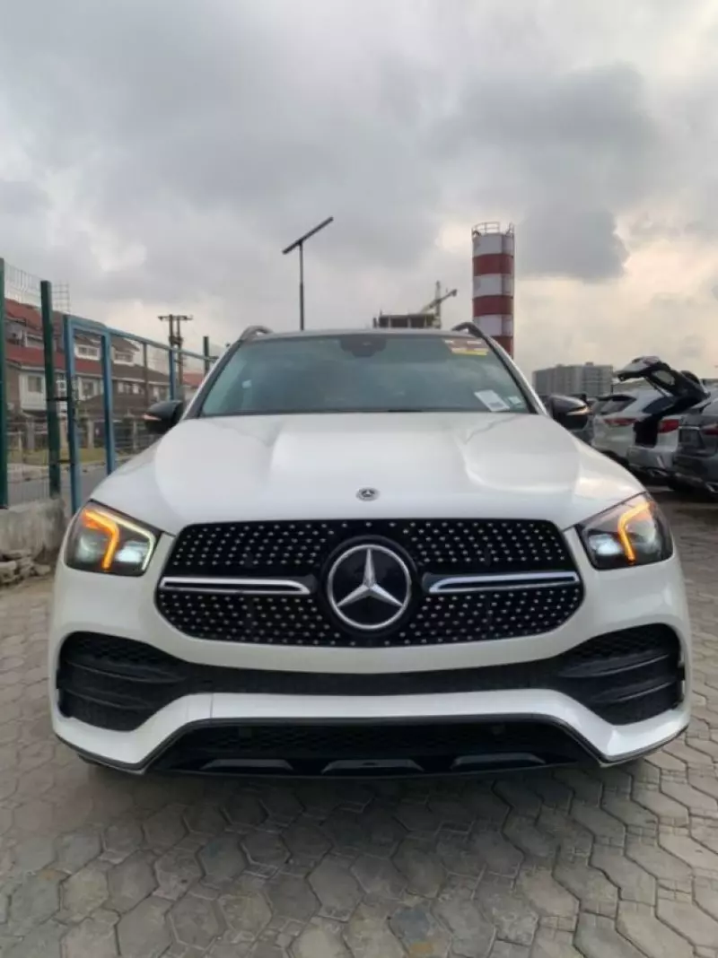 Mercedes-Benz GLE-Class   - 2021