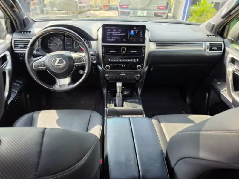 Lexus GX 460   - 2023