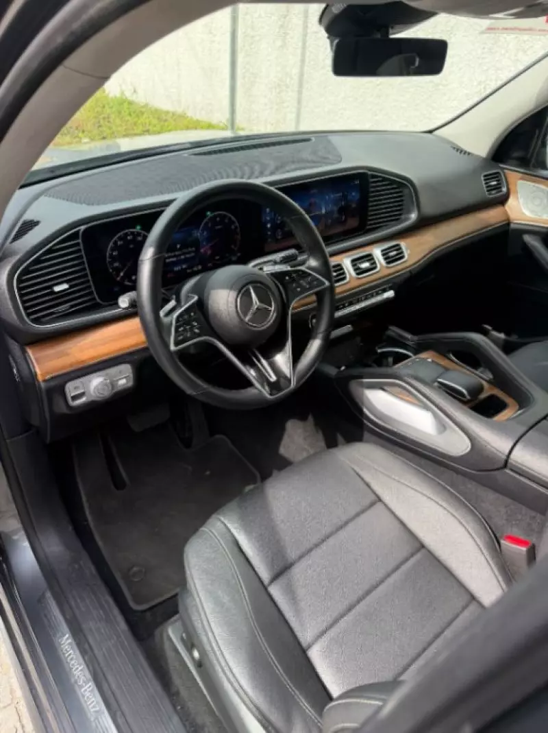 Mercedes-Benz GLE-Class   - 2025