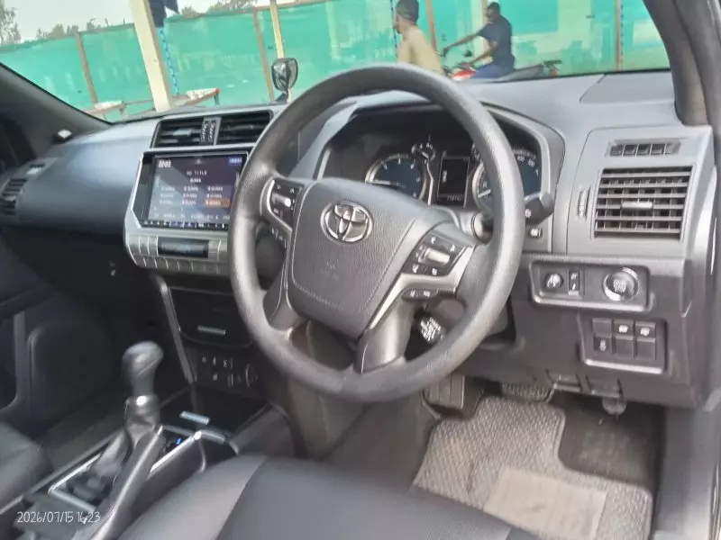 TOYOTA Landcruiser Prado   - 2020