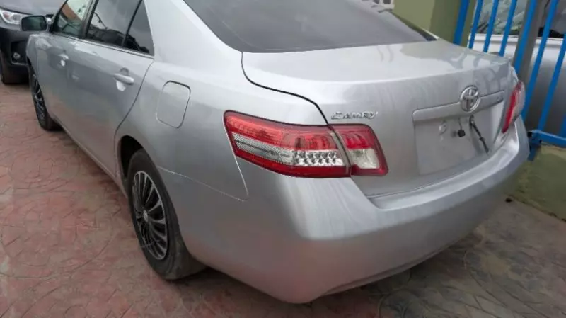TOYOTA Camry   - 2011