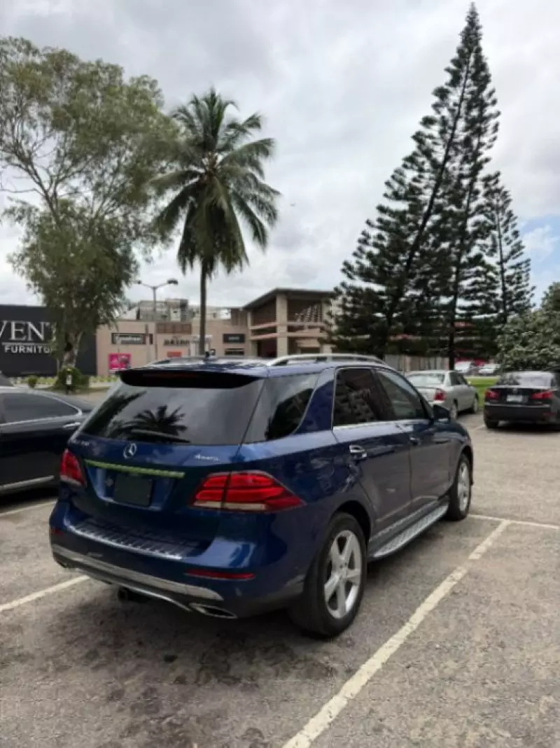 Mercedes-Benz GLE 350   - 2017