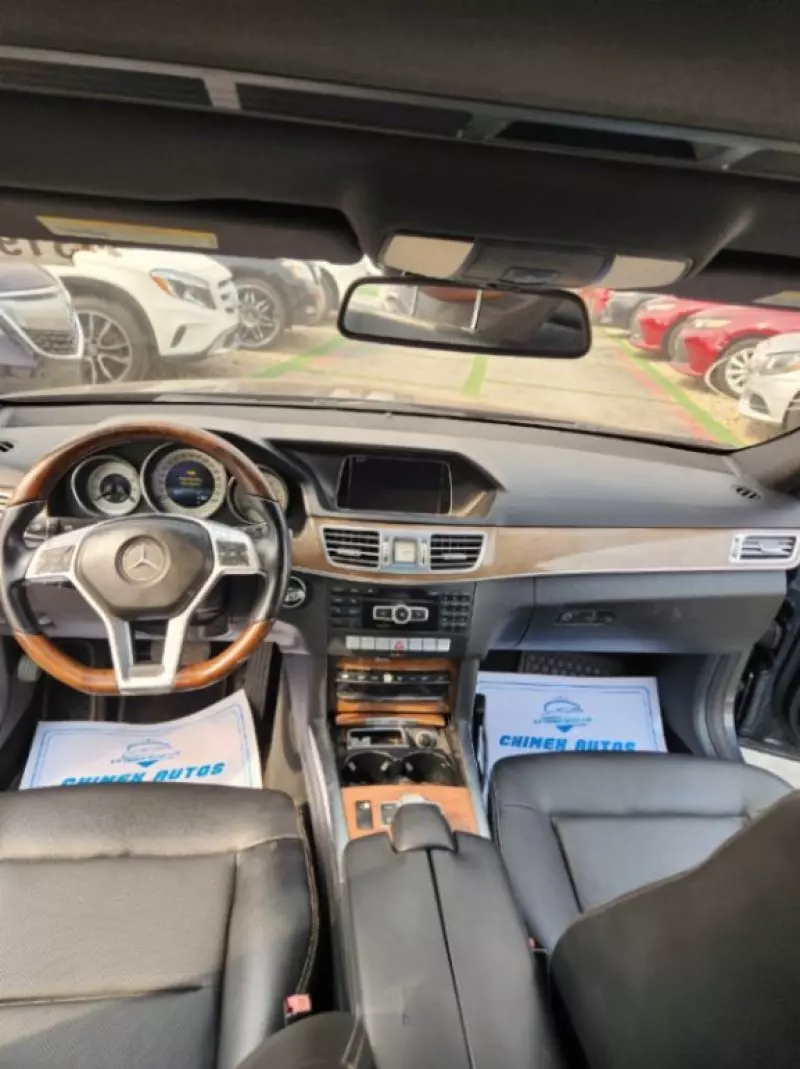 Mercedes-Benz E350   - 2013