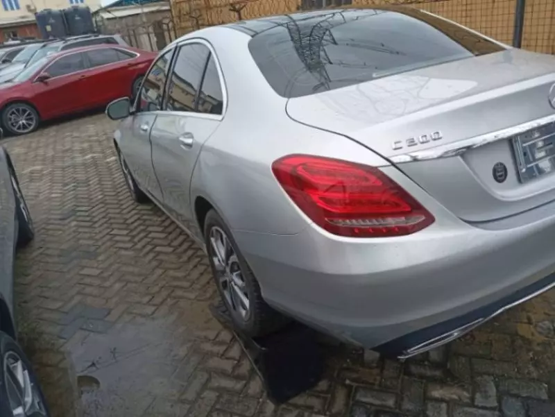 Mercedes-Benz C 300   - 2015