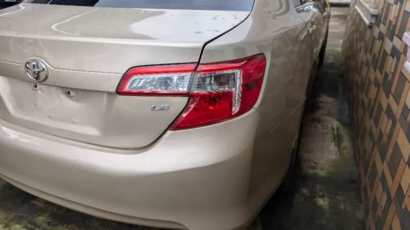 TOYOTA Camry   - 2012