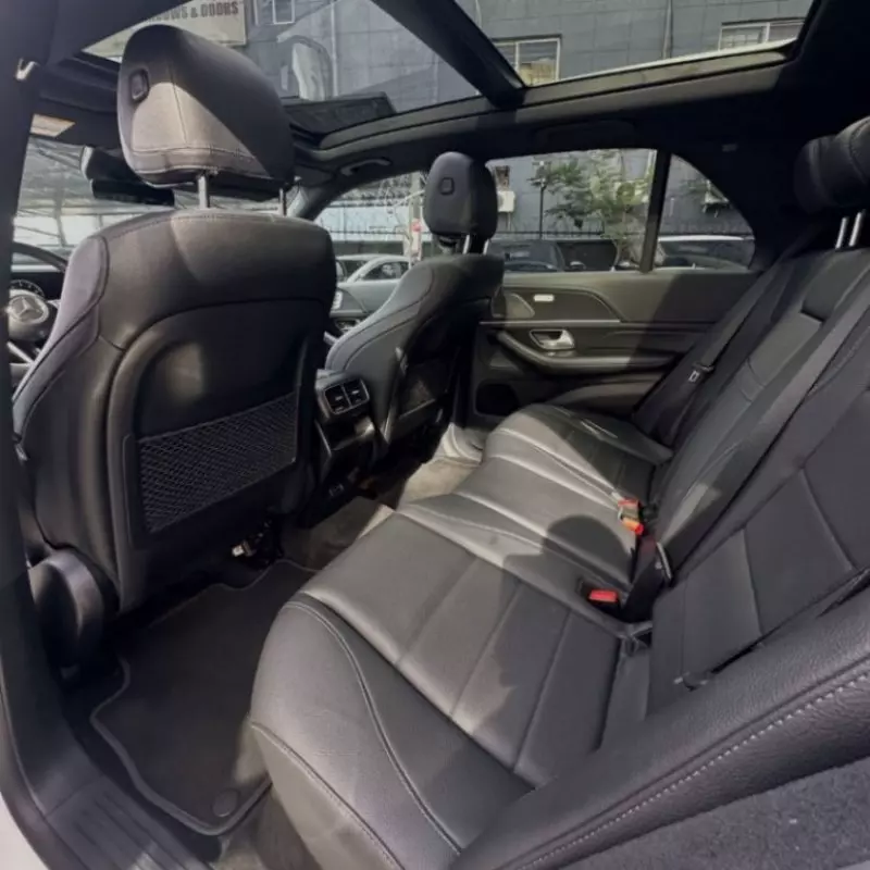 Mercedes-Benz GLE-Class   - 2024
