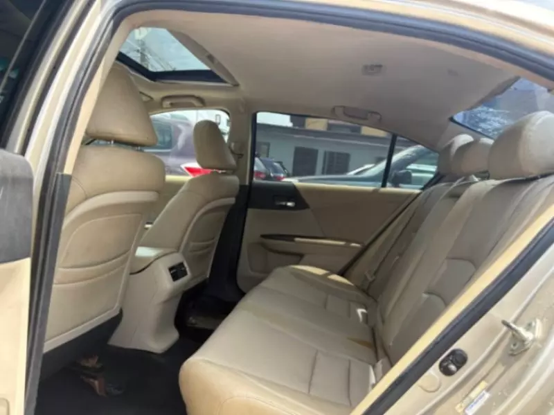Honda Accord   - 2013
