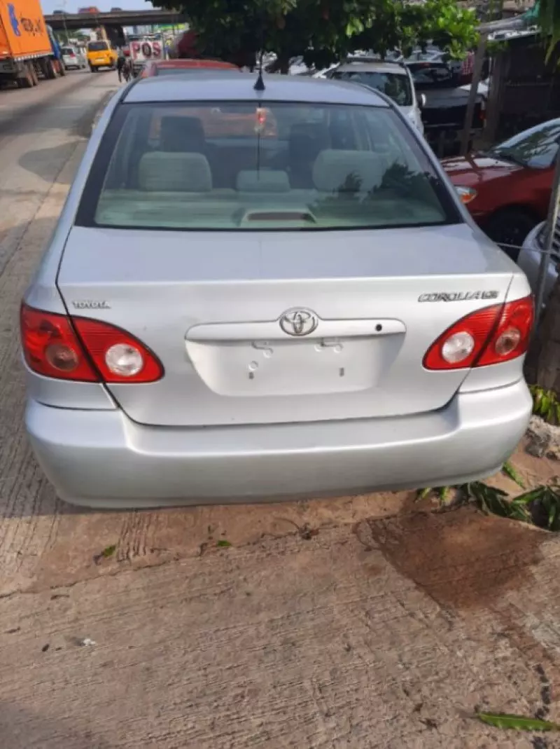 Toyota Corolla   - 2007