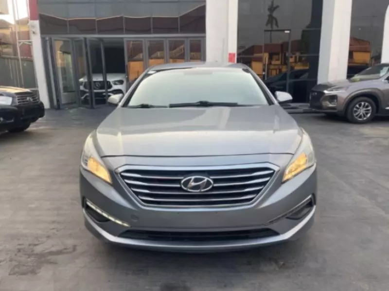 Hyundai Sonata   - 2015