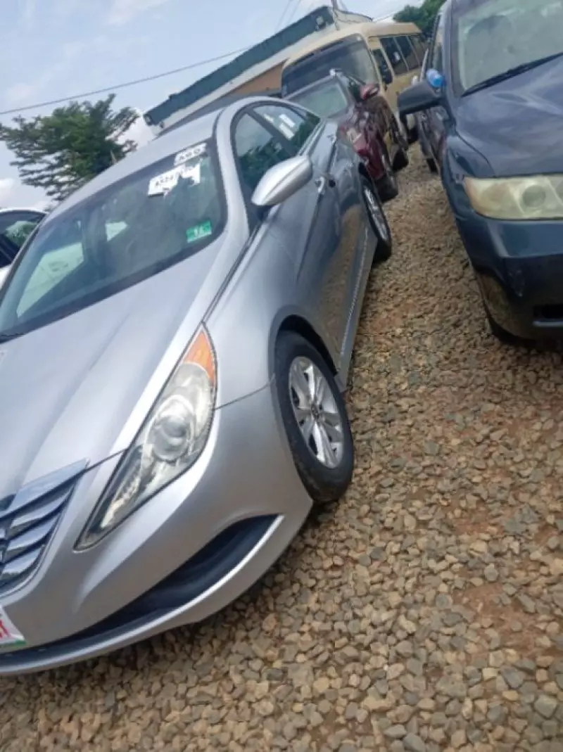 Hyundai Sonata - 2014