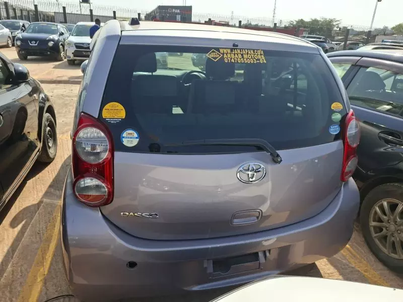 TOYOTA Passo   - 2012