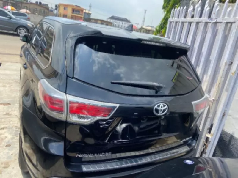 TOYOTA Highlander   - 2017