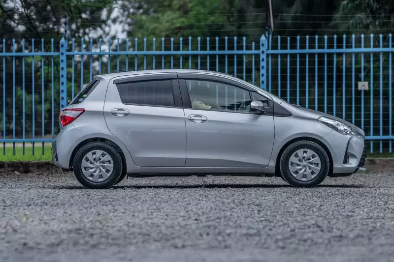TOYOTA Vitz   - 2019
