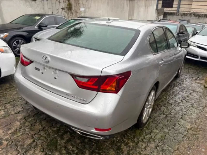 Lexus GS   - 2014