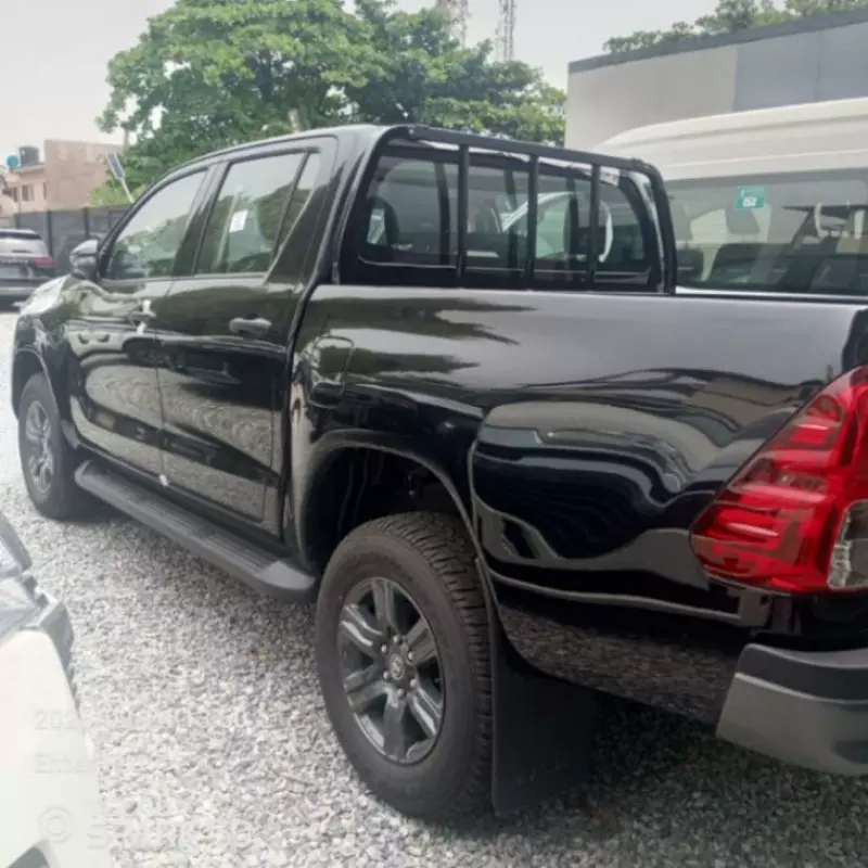 Toyota Hilux - 2025