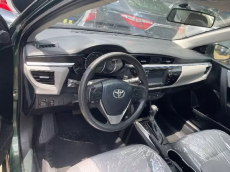 TOYOTA Corolla   - 2014