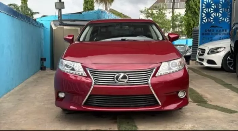 Lexus ES 350   - 2015