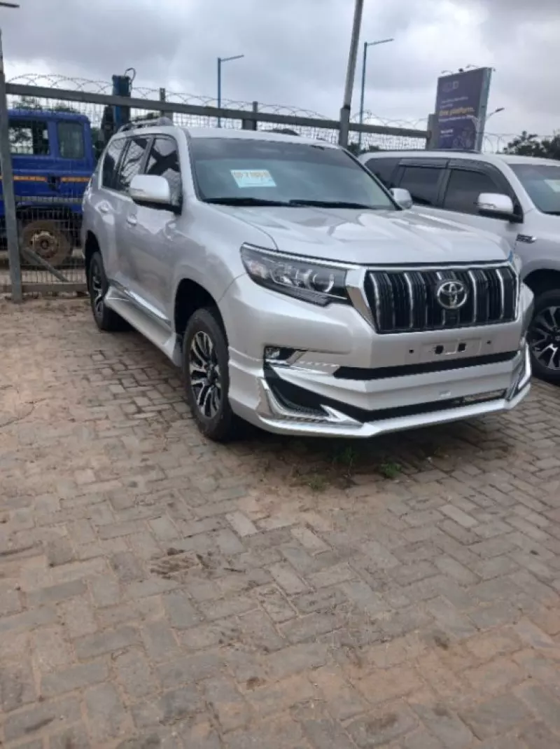 TOYOTA Landcruiser Prado   - 2018