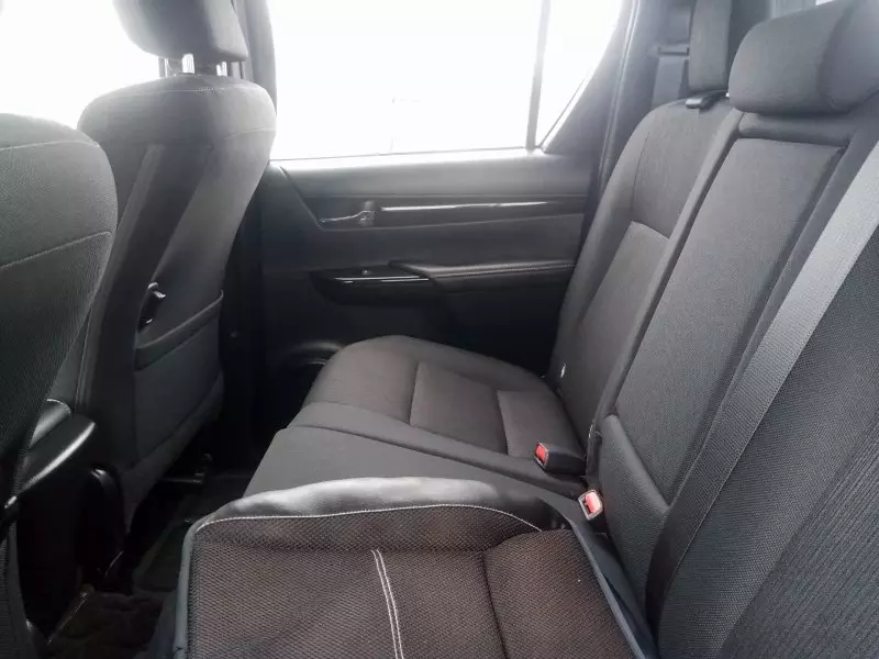 Toyota Hilux   - 2019