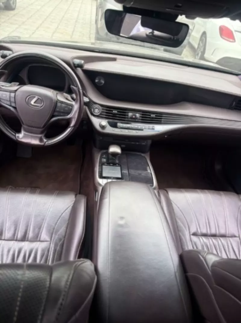 Lexus LS 500 - 2018