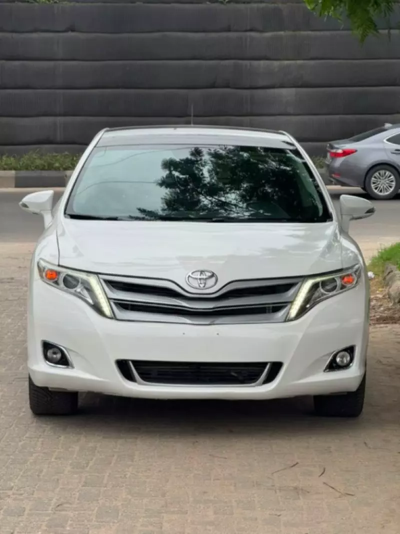 TOYOTA Venza   - 2013