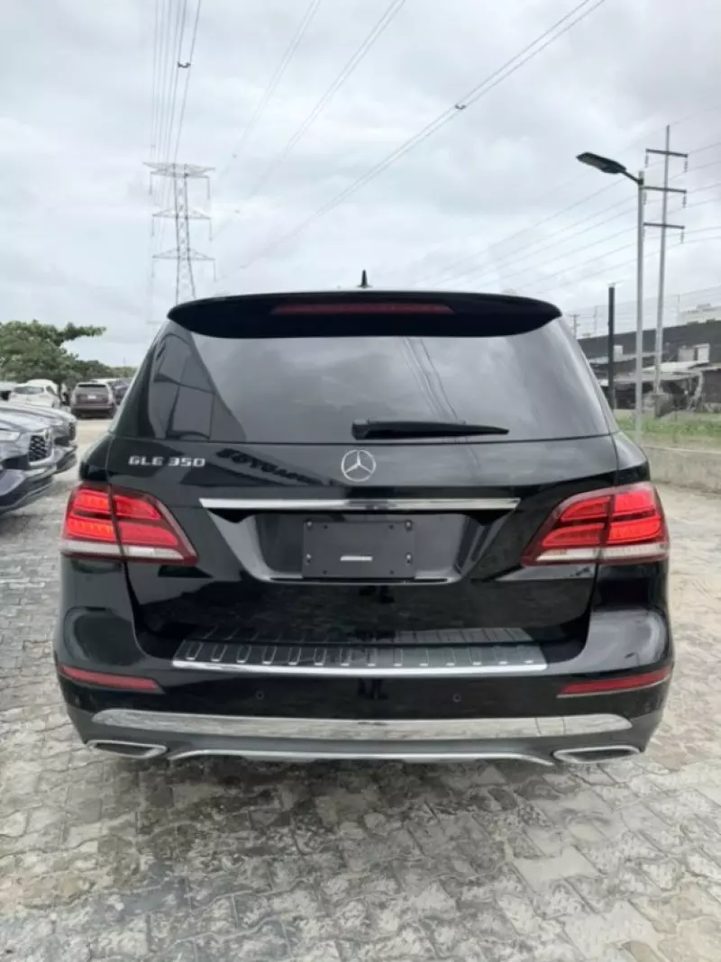 Mercedes-Benz GLE-Class   - 2017