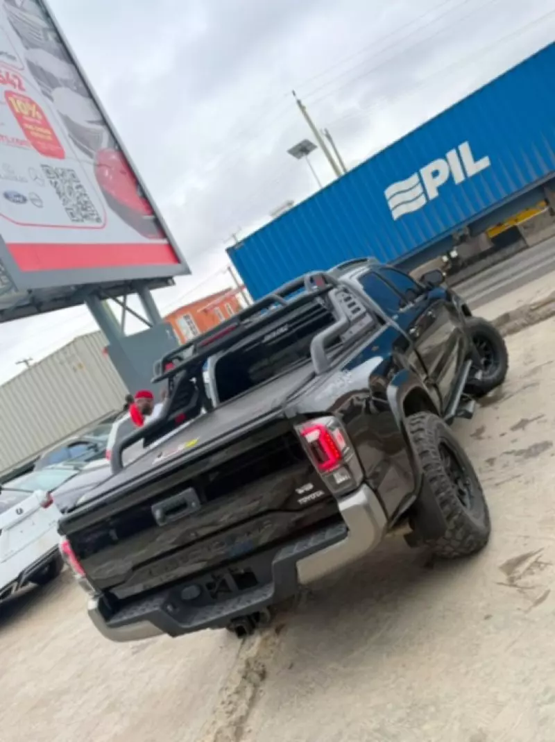 TOYOTA Tacoma - 2017