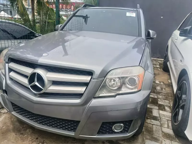 Mercedes-Benz GLK 350   - 2012