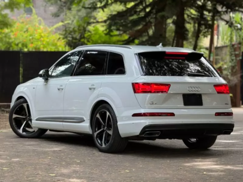Audi Q7   - 2018