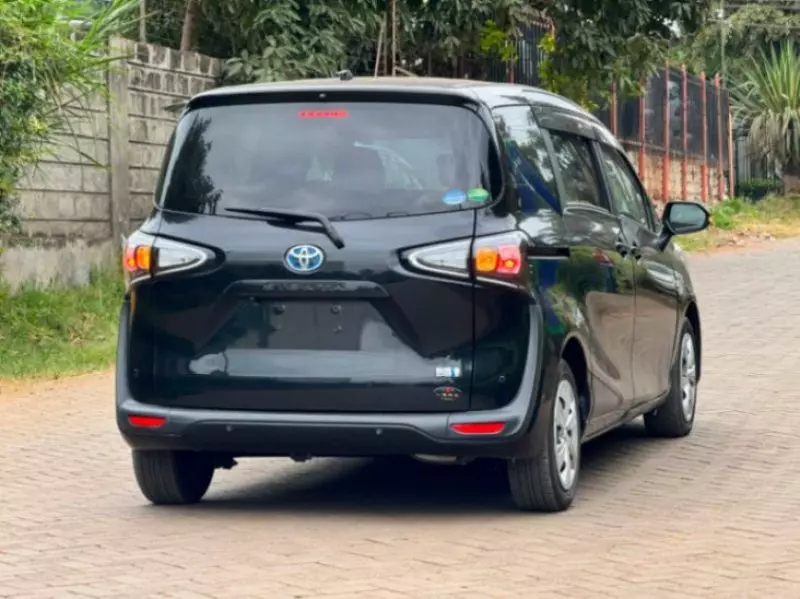 TOYOTA Sienta - 2019
