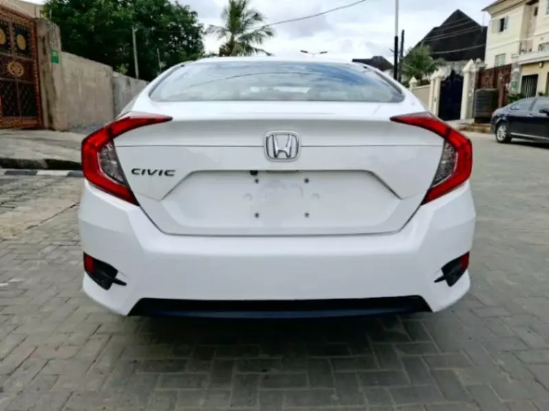 Honda Civic   - 2017