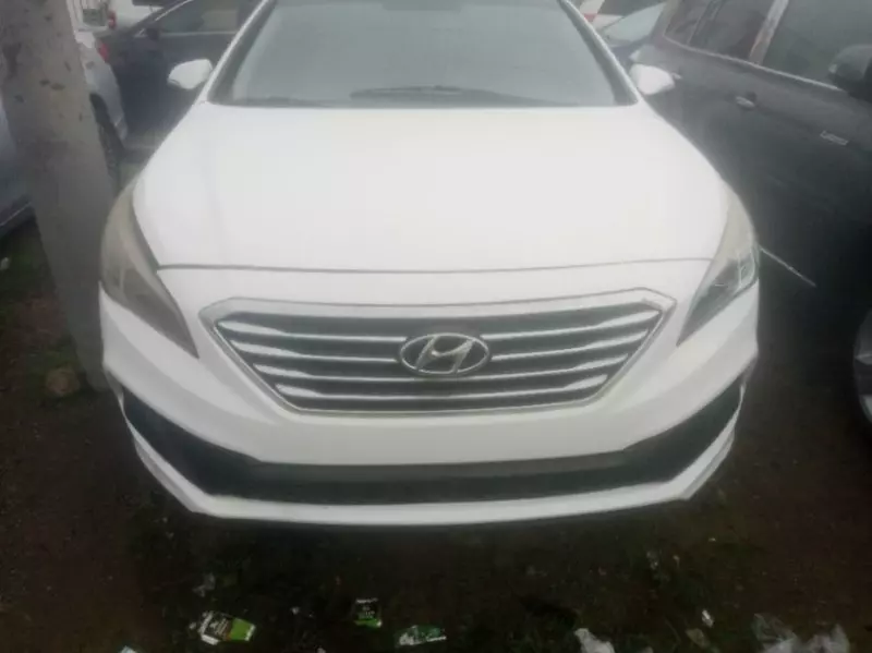 Hyundai Sonata - 2015