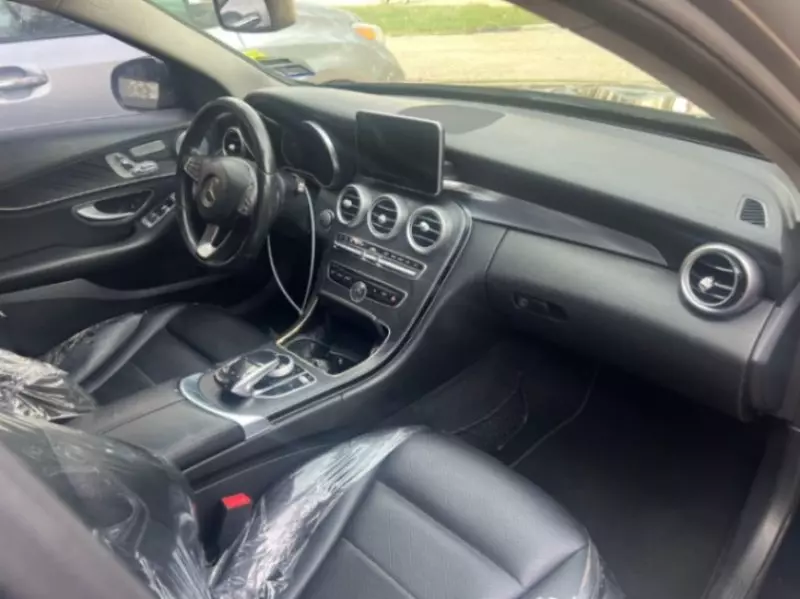 Mercedes-Benz C-Class - 2015