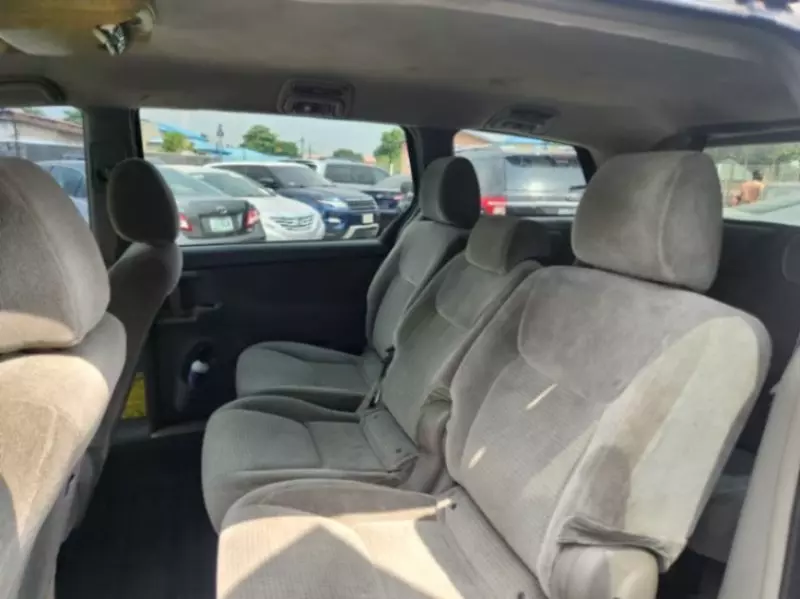 Toyota Sienna   - 2009