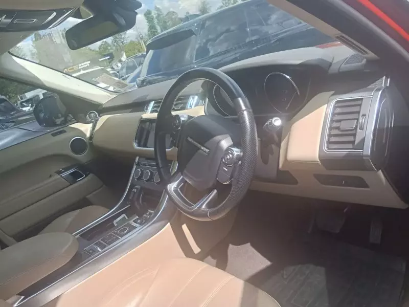 Land Rover Range Rover Sport   - 2015