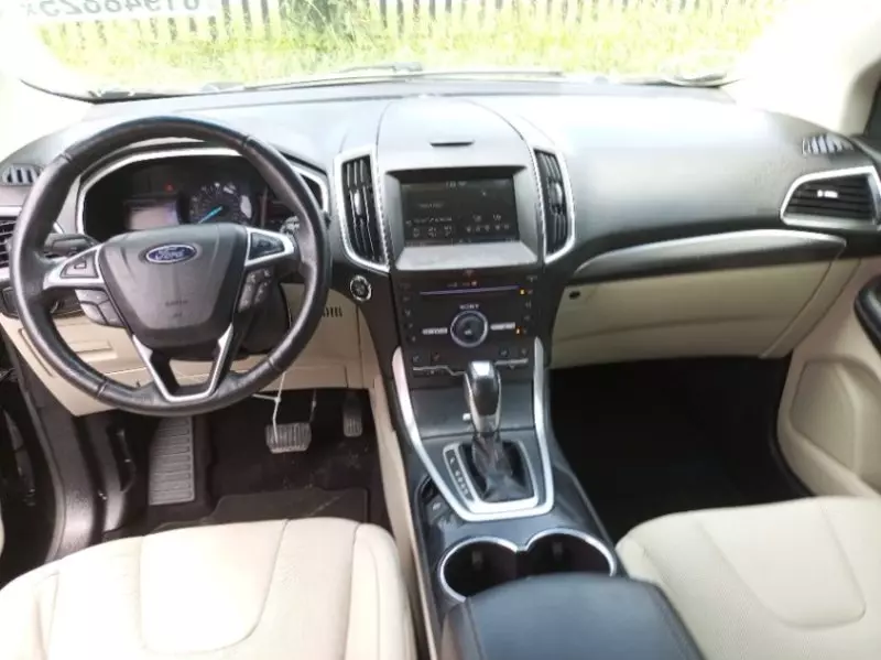 Ford Edge   - 2015