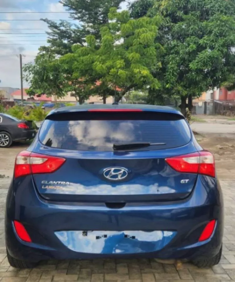Hyundai Elantra GT   - 2014
