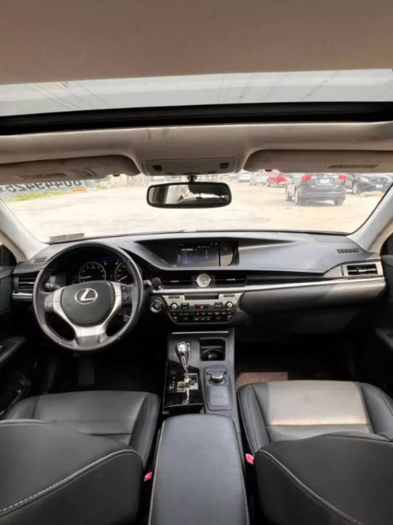 Lexus ES 350   - 2015