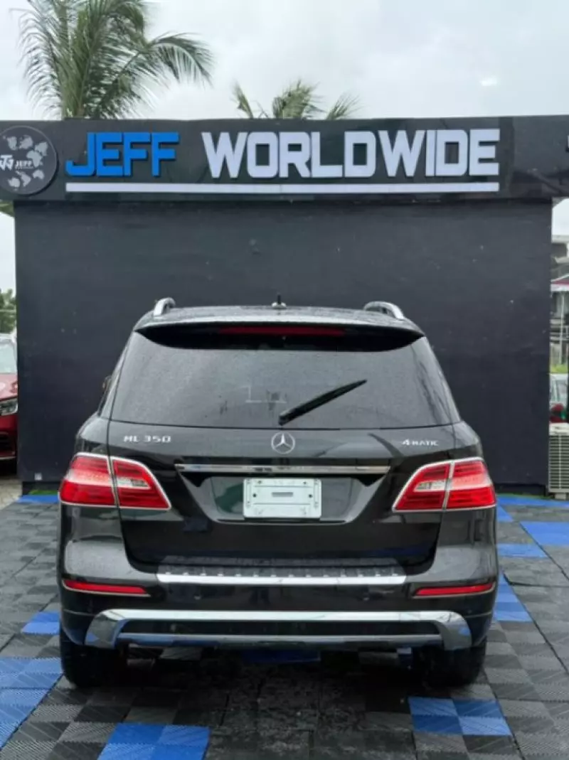 Mercedes-Benz ML 350   - 2012