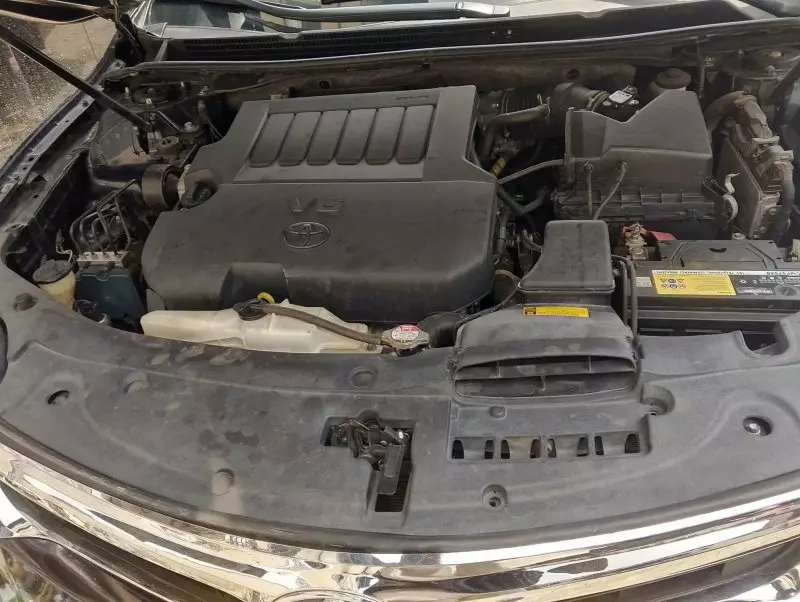 Toyota Avalon   - 2015