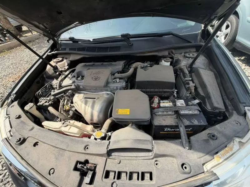 Toyota Camry   - 2014