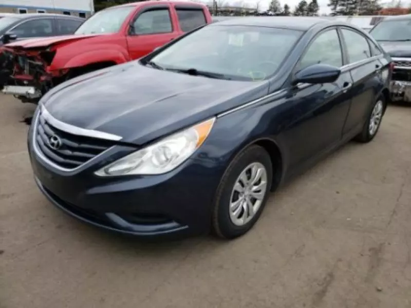 Hyundai Sonata   - 2011