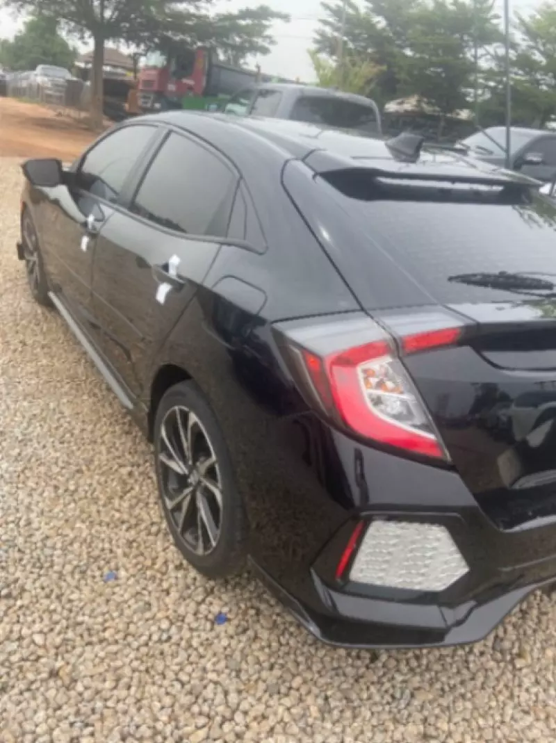 Honda Civic   - 2017