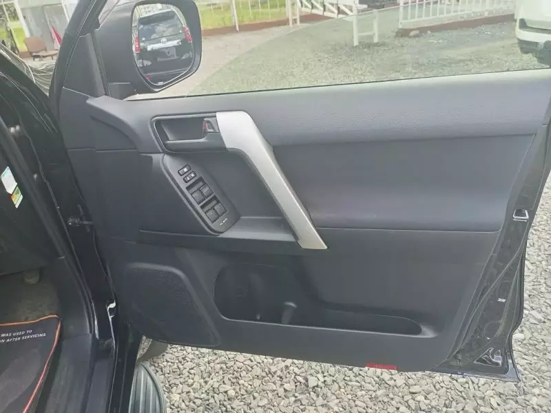TOYOTA Landcruiser prado TX - 2019