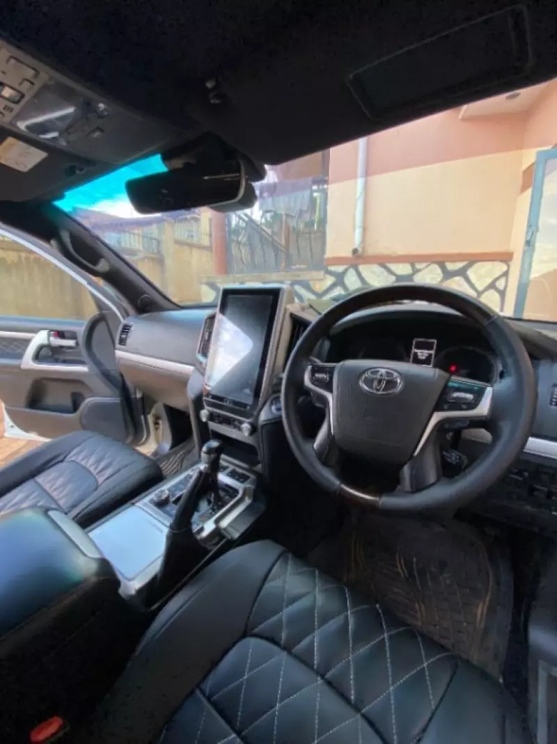 Toyota Landcruiser Vx V8    - 2018