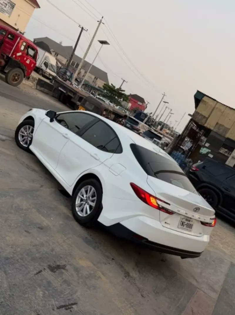 TOYOTA Camry   - 2026