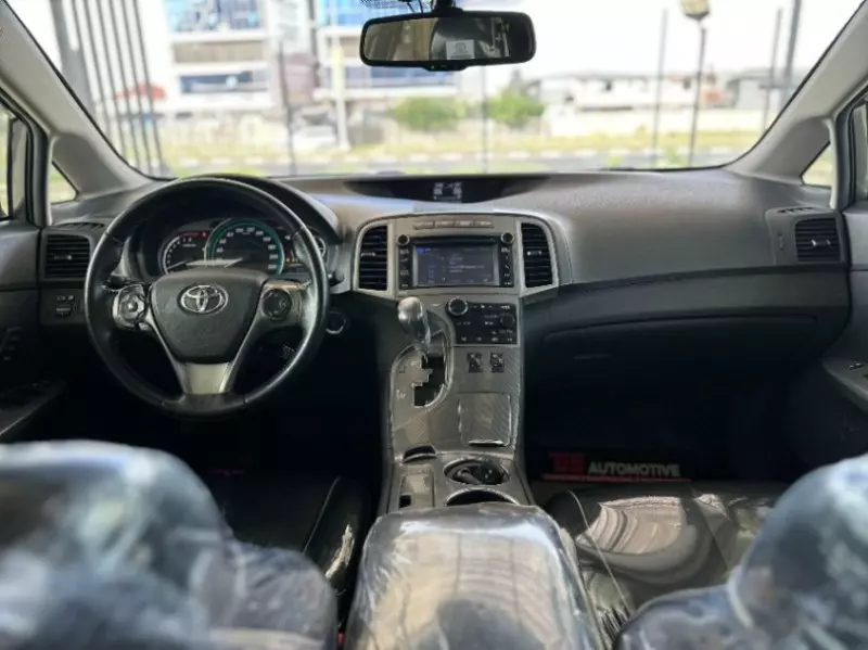 Toyota Venza   - 2014