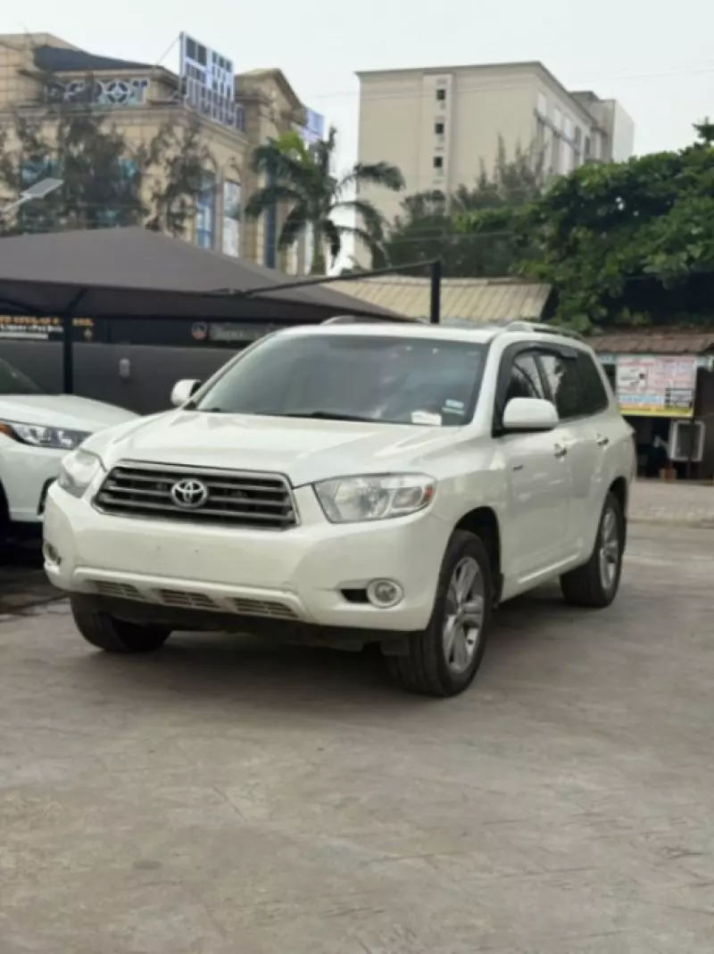 Toyota Highlander   - 2008