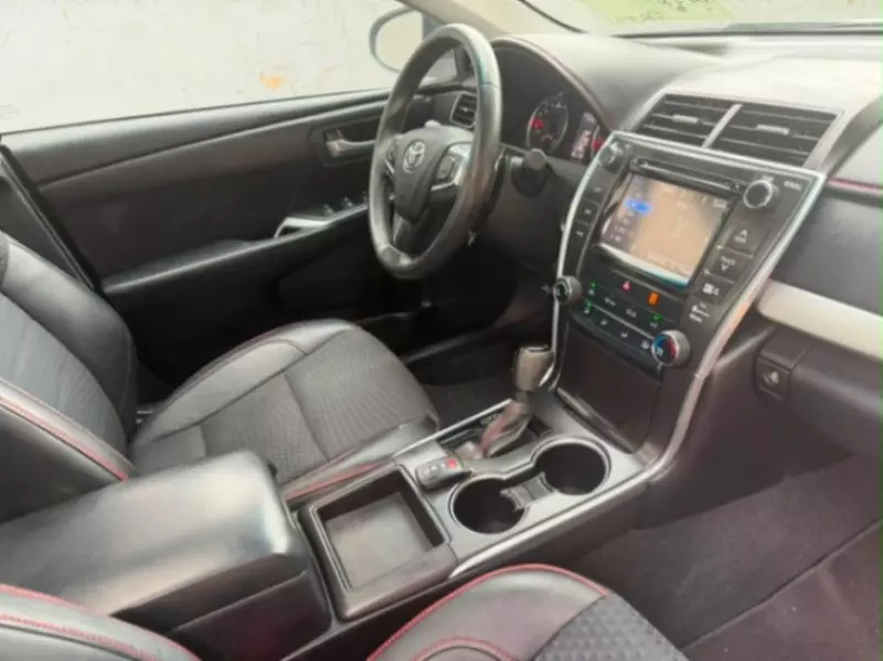 TOYOTA Camry - 2015