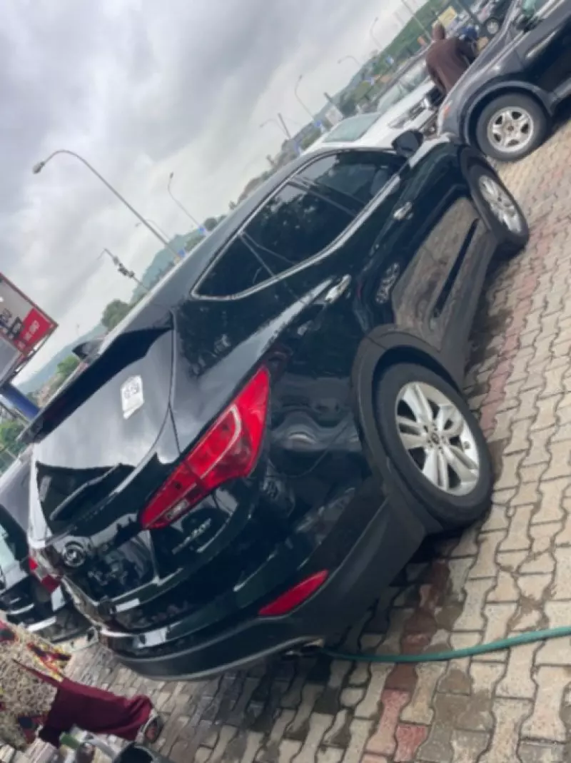 Hyundai Santa Fe Sport   - 2013